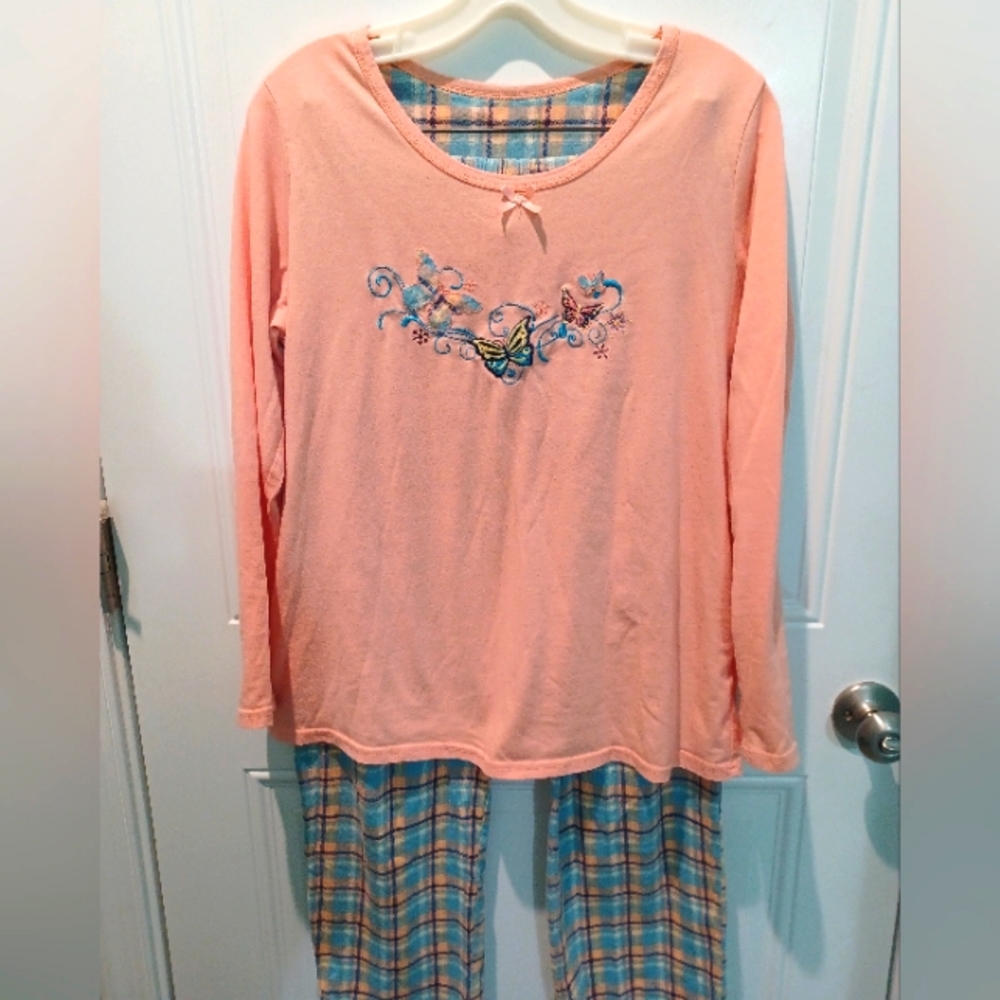WOMEN'S PEACH COTTON EMBROIDERED PAJAMA SET!